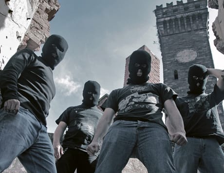 Dragged Into Sunlight │ Exclaim!