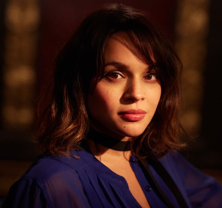 Five Things Norah Jones Wants You to Know About 'Day Breaks