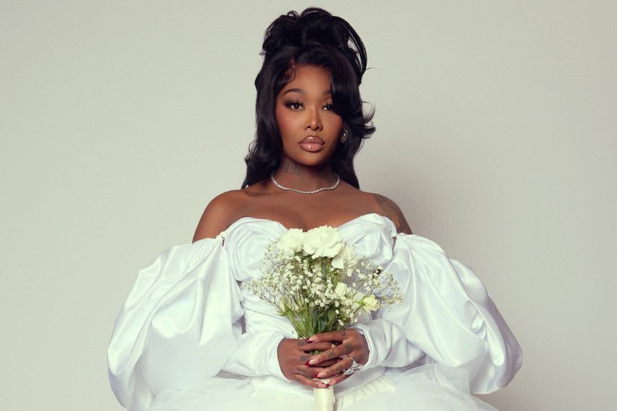 Summer Walker promo photo