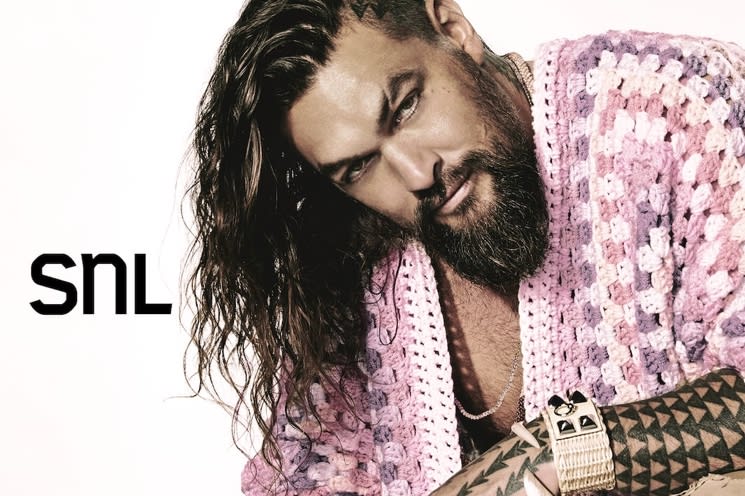 Jason Momoa Returning To ‘Snl’ On November 18 With Tate Mcrae – AARU