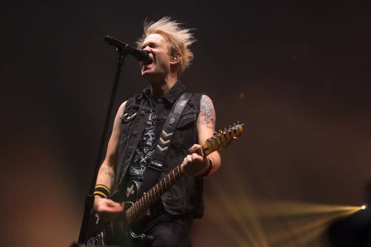 Sum 41's Deryck Whibley Gives Health Update After Pneumonia Hospitalization