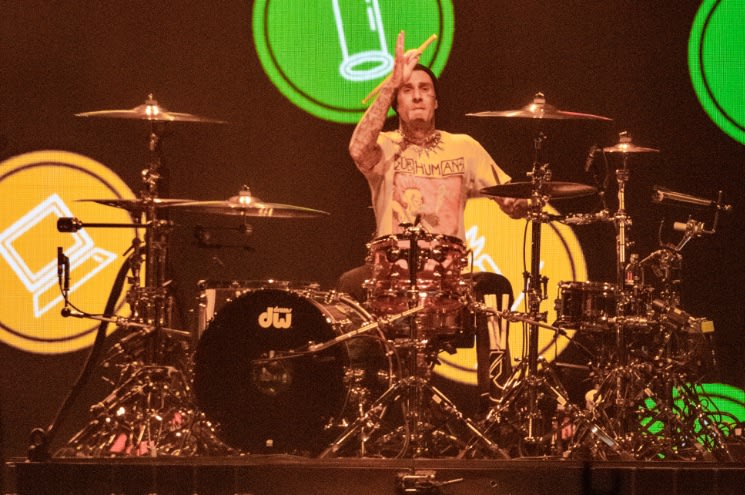 Travis Barker Defends Mixing of blink 182 s New Album Says He