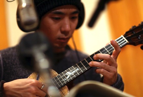 Jake Shimabukuro: Life on Four Strings | Exclaim!