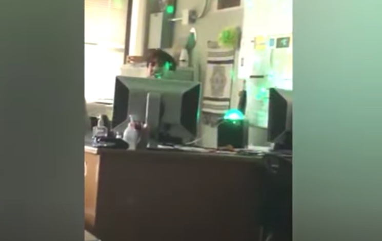 Texan Substitute Teacher Let Go After Singing Britney Spears' "Toxic ...