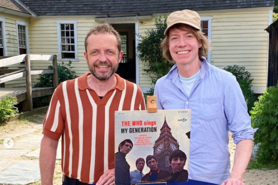 Sloan’s Jay Ferguson Shows Off His Signed the Who Record to ‘Antiques Roadshow’