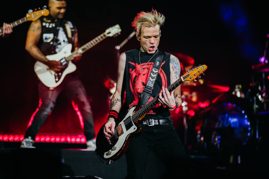 sum-41-calgary-2.jpg