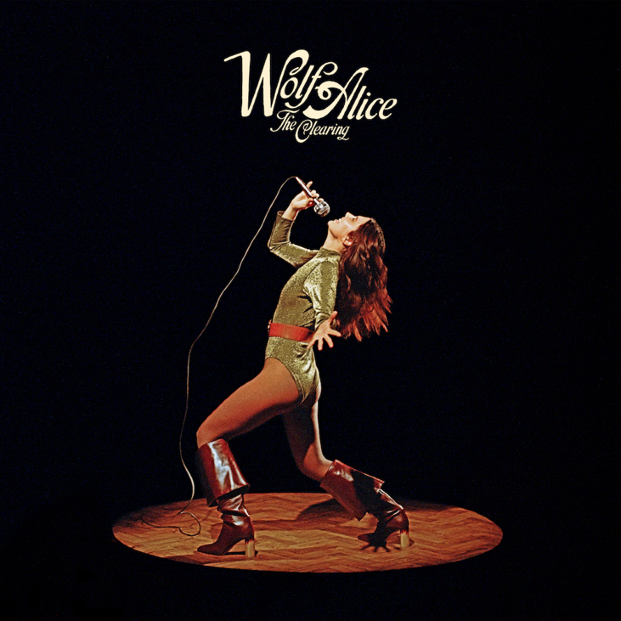 Wolf Alice는 새 앨범 “The Clearing”을 발표하고 “Bloom Baby Bloom”을 공유합니다!