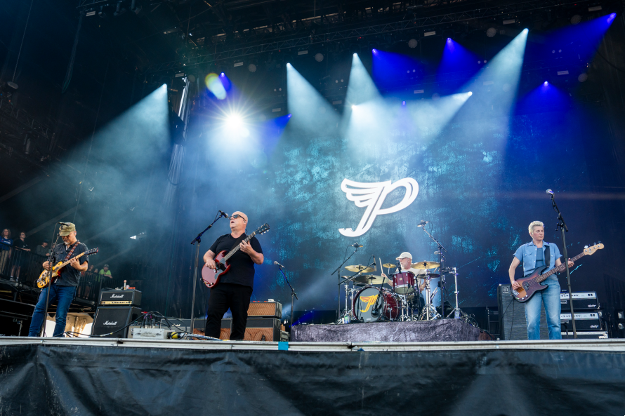 20250712_pixies_ottawa_bluesfest_ming_wu.png