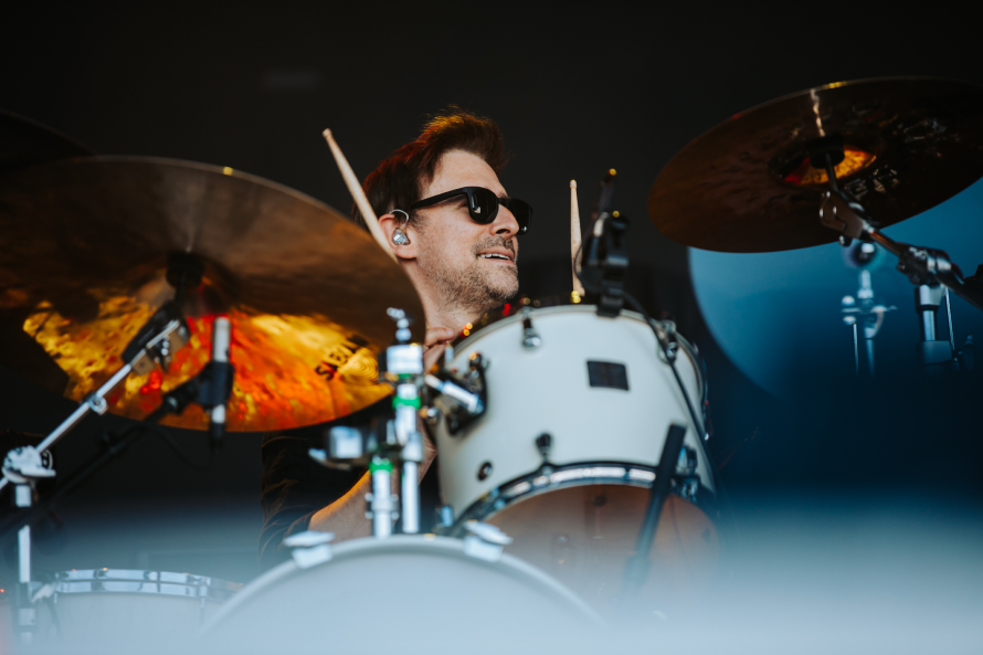 20250712_sam_roberts_band_rockin_thunder_em_medland-marchen_4.png