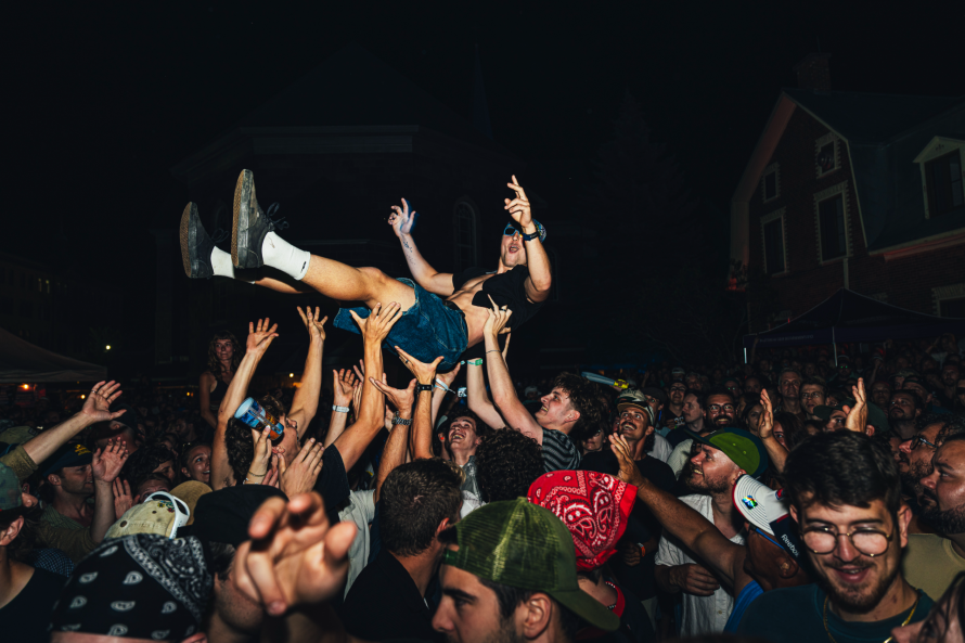 Jungle Brothers performing live