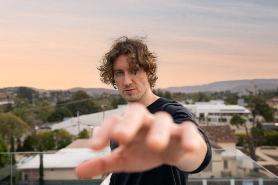 ডিন লুইস ভক্তদের অপব্যবহারের অভিযোগের জবাব দিয়েছেন: “আমাকে একটি পরিবর্তন করতে হবে” │ চিৎকার করে বলুন! ডিন লুইস ভক্তদের অপব্যবহারের অভিযোগের জবাব দিয়েছেন: “আমাকে একটি পরিবর্তন করতে হবে” │ চিৎকার করে বলুন!