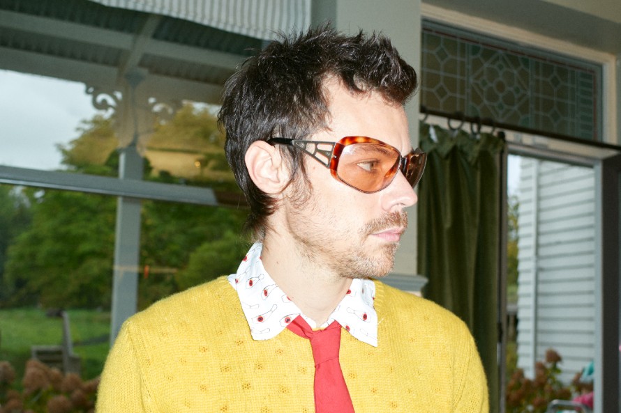 Harry Styles Returns to 'Saturday Night Live' │ Exclaim!