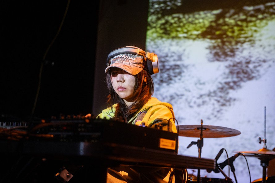 Korea Town Acid Was Locked in at Montreal's Taverne Tour │ Exclaim!