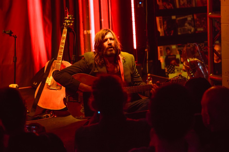 Lemonheads Fan Accuses Evan Dando of Sending Sexually Explicit Videos │ Exclaim!