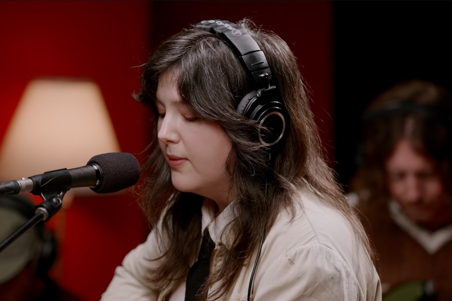 Lucy Dacus Covers Daniel Caesar’s "Who Knows" on 'Like a Version' │ Exclaim!