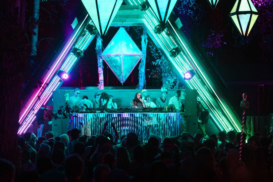 headline: Lauren Flax's Acid House and <b>Techno</b> Evolved