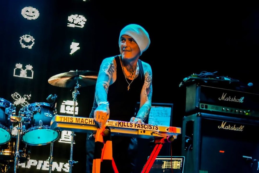 Photo: exclaim.ca Derry Brownson, Founding Member of EMF and 'Unbelievable' Keyboardist, Dies at 55